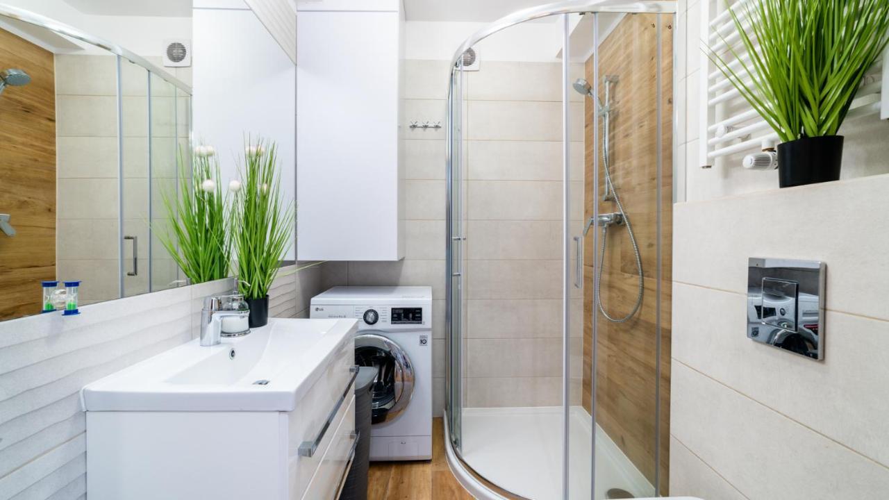 Hello Apartamenty - Wiking Przy Wyciagu Narciarskim 卡尔帕奇 外观 照片